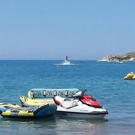 Βίλα βίλα μικαέλλα *